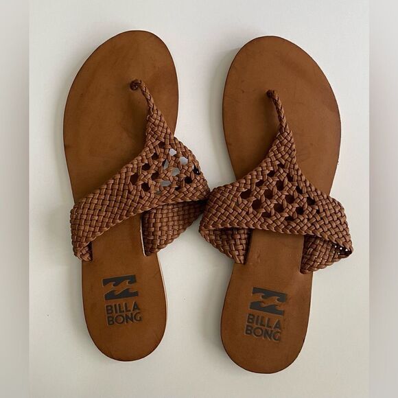 EUC. Women’s Billabong Lola flat thong sandal. - Picture 1 of 2